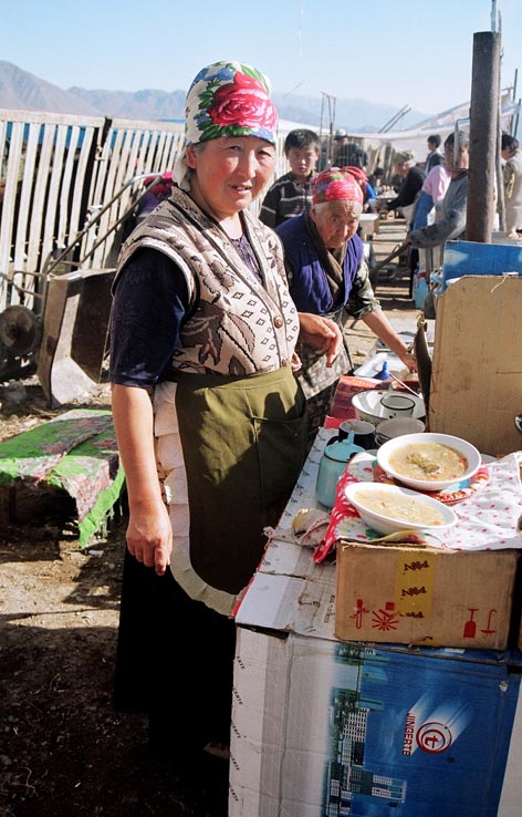 food vendor at Kochkor bazaar