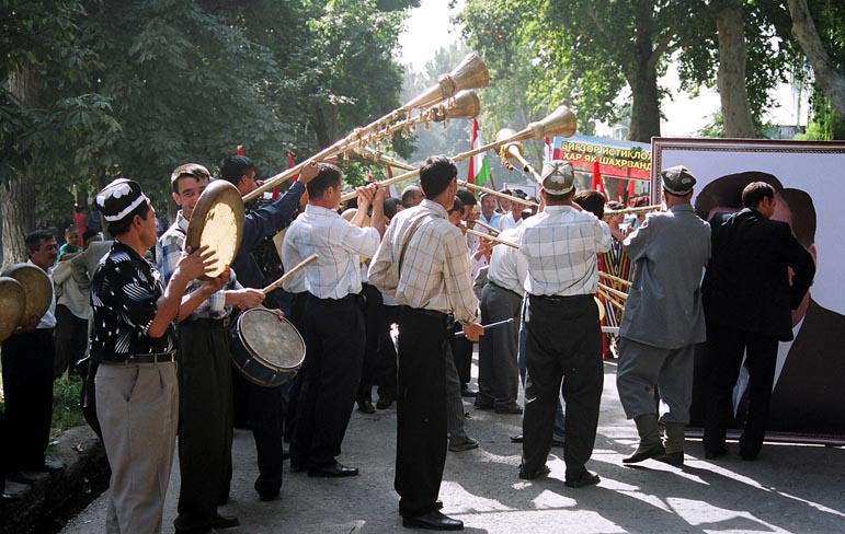 central asian horns