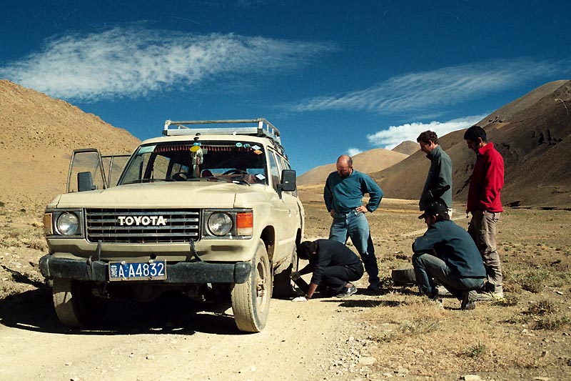 Rambo fixes our Landcruiser