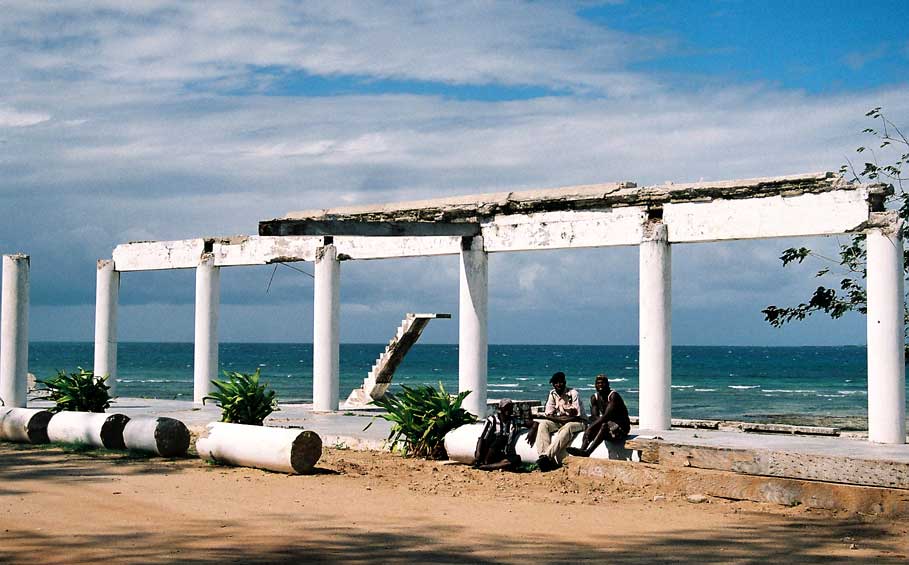 hotel columns