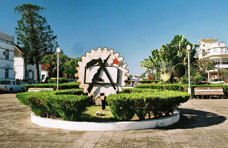 Inhambane sidewalk