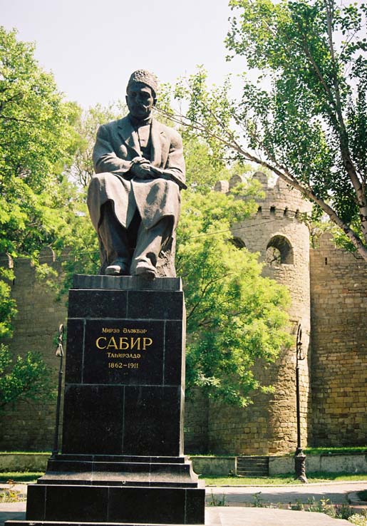 statue in Baku